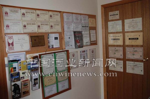 点击放大