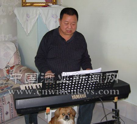 点击放大