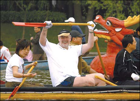 German Hans-Christian Marxen participates enthusiastically in local events, such as the Dragon Boat Festival. Courtesy of Hans-Christian Marxen