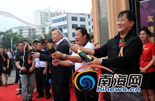 ���Ӱ�����������������������ˡ�����