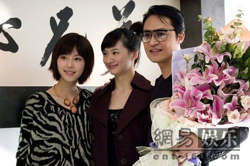 �����������������(��)��Ů����������һ��