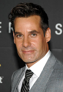 �����ﰲ-��˹��