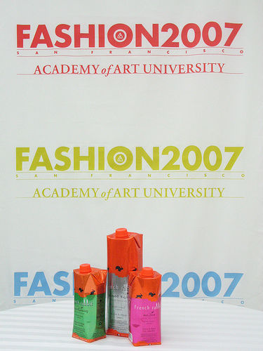 ���������ӡ���������ǰ�ͳ�Ϊֽ�ʰ�װ���ѾƵ��ȷ�Ʒ��