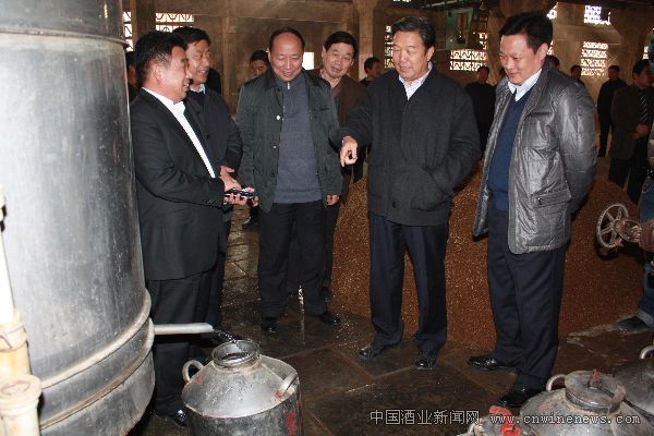 点击放大