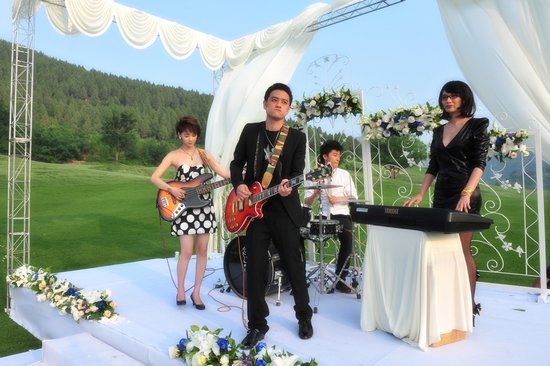 �����̲���ơ�ĪС��������ʱï���� ��������