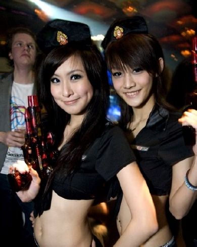 ��ſ�����о��� ̽��̨�����õ�ҹ��װ