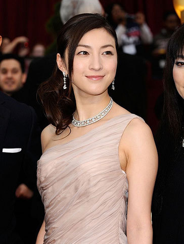 ���ƺ�ɫ�Ƿ����Ů��