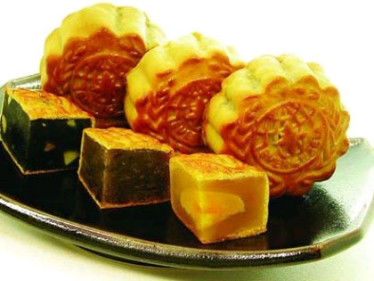 Mid-Autumn Festival foods, one of the 'top 10 food customs in China' by China.org.cn