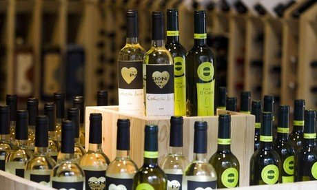 ����˹����ׯ���Ѿ����� С������Ŀ��25��ƿ