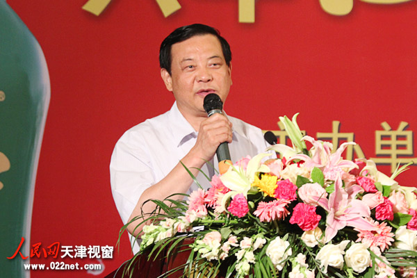 天津安徽商会会长张长江出席六年口子窖新品发布会并致贺词(摄影:孙晓川)
