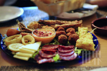 �Լݰ���¬���� Ʒζ��һ��������������