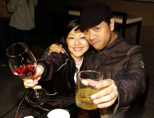 Ů�ˣ��Ⱦƣ�Ů�ǣ���ޱ���������������ᣬ��Ӣ�������أ�����