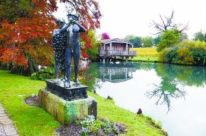 �������ھ���Ȼ����