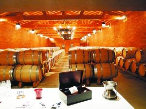 �������ھ���Ȼ����