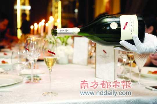 ����ķ���а����������ϣ���������ҵ��Ϊ�й����������������ŵĲ�����ʽ��