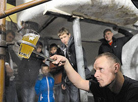 ���д�ͳơ�����칤��