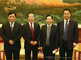 �Ĵ�������ҫ60�����¾�����֮ȺӢ��