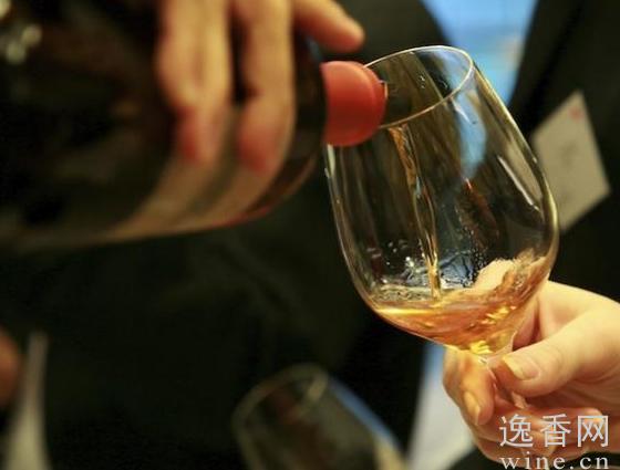 �ر������Ѿƣ���һ���治�����ܿ��ܻ�䡰���������·ֱ���ܼ��д��ơ���ҵ���ơ��ƽѴ��Ƶķ�����